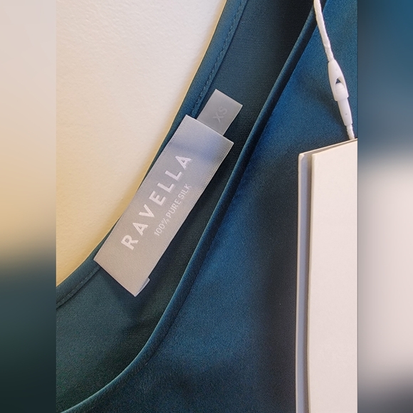 NWT Ravella Fiora Silk Tank, size XS - Picture 9 of 12